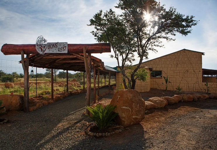 Exterior & Views 2, Boskoppie Lion & Tiger Reserve, Fezile Dabi
