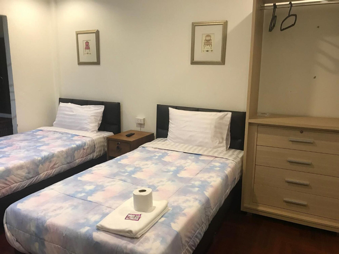 Bedroom 23
