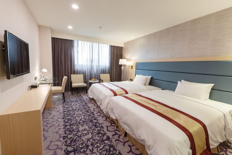 Bedroom 3, Royal Gold Hotel, Kaohsiung