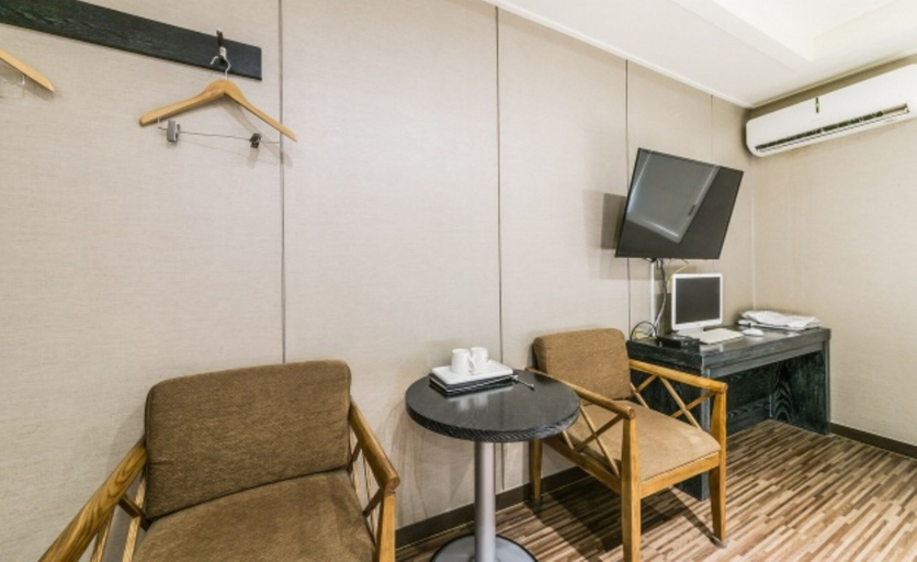 Others 5, Rampart Hotel, Geum-cheon