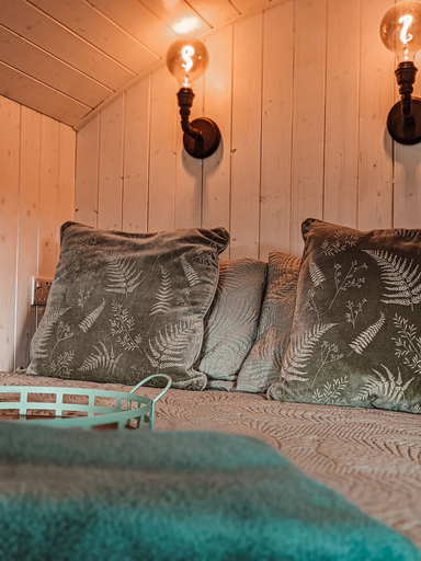 Bedroom 3, Stunning Shepherd's Hut Retreat, North Devon, Devon