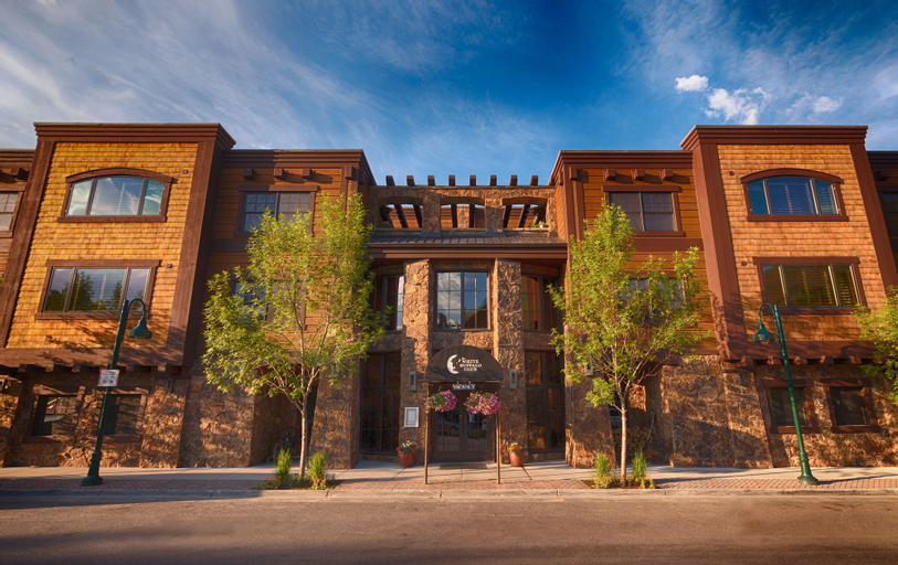 White Buffalo Club, Teton