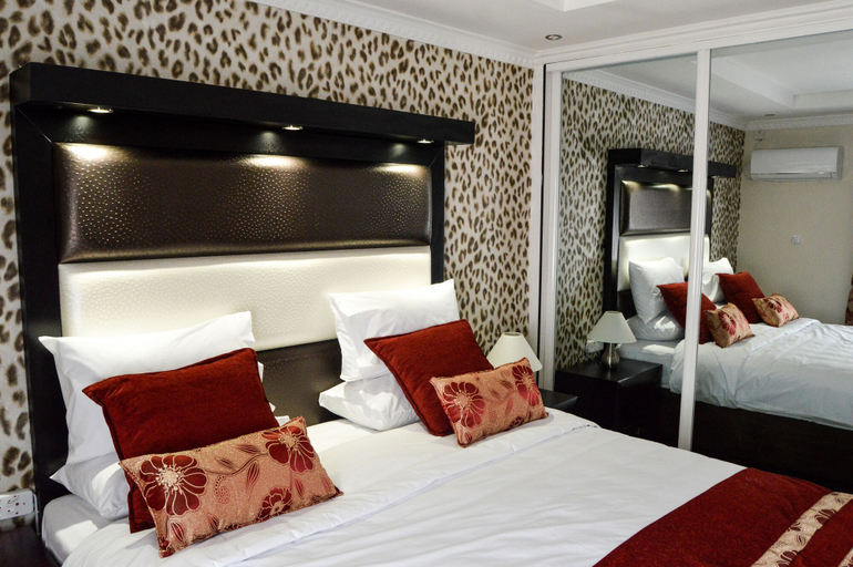 Bedroom 2, Golden Door Villa, Gaborone