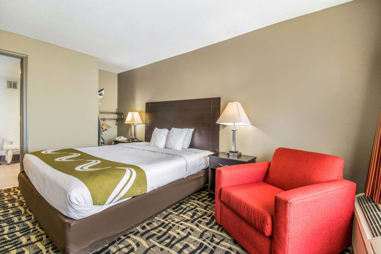 Bedroom 3, Quality Inn & Suites York East, York