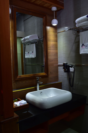 Bathroom 3, Millennium Island Residence