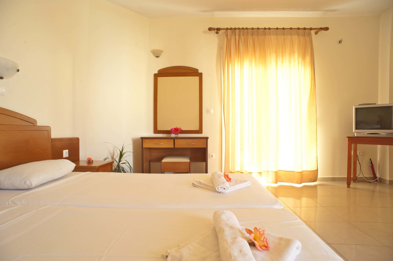Bedroom 3, Semiramis Suites, Crete