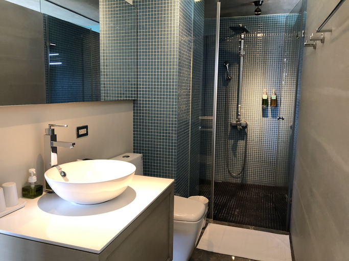 Bathroom 4, God Island Bed and Breakfast, Yilan
