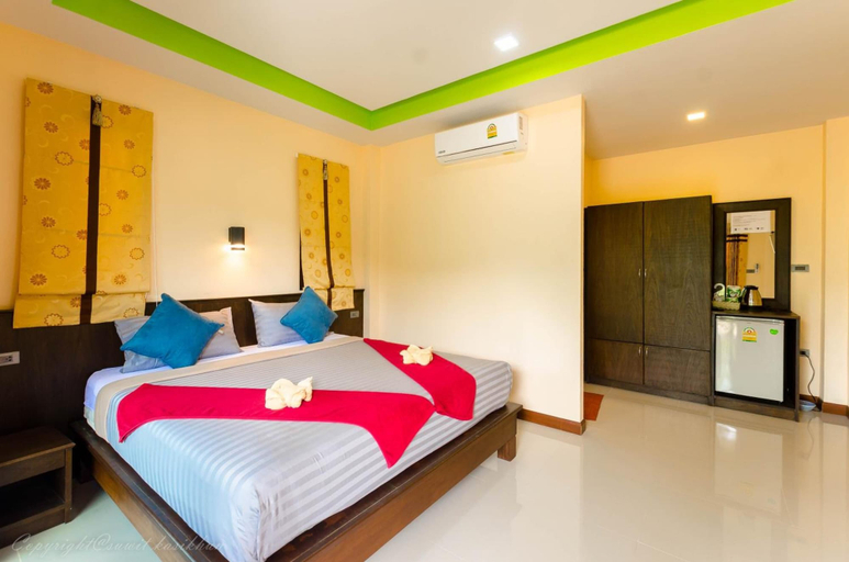 Bedroom 2, Toongyoong Longbeach Resort, Ko Lanta