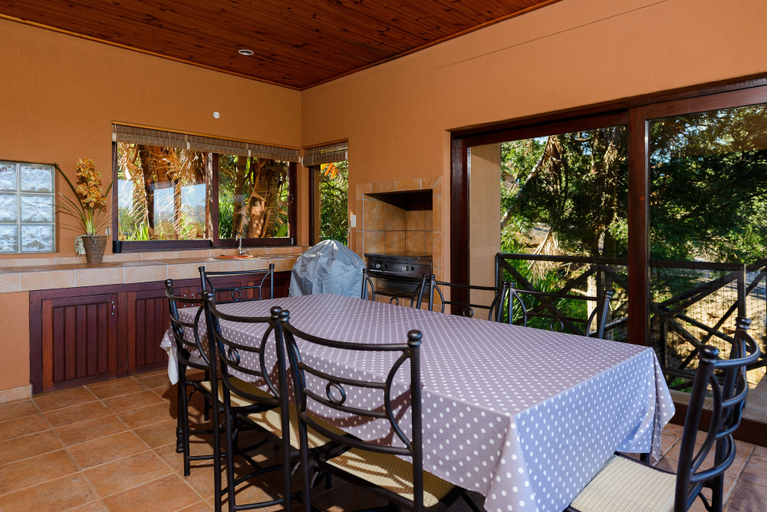Food & Drinks 4, San Lameer Villa Rentals 14101, Ugu