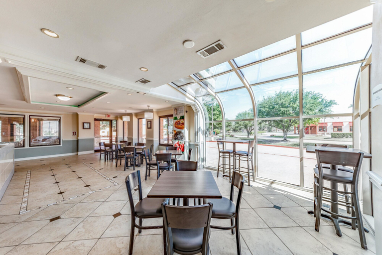 Food & Drinks 5, Quality Inn Allen - Plano East, Collin