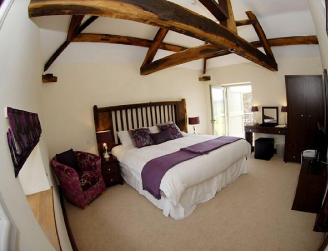 Bedroom 3, England's Gate and Coachhouse, Herefordshire