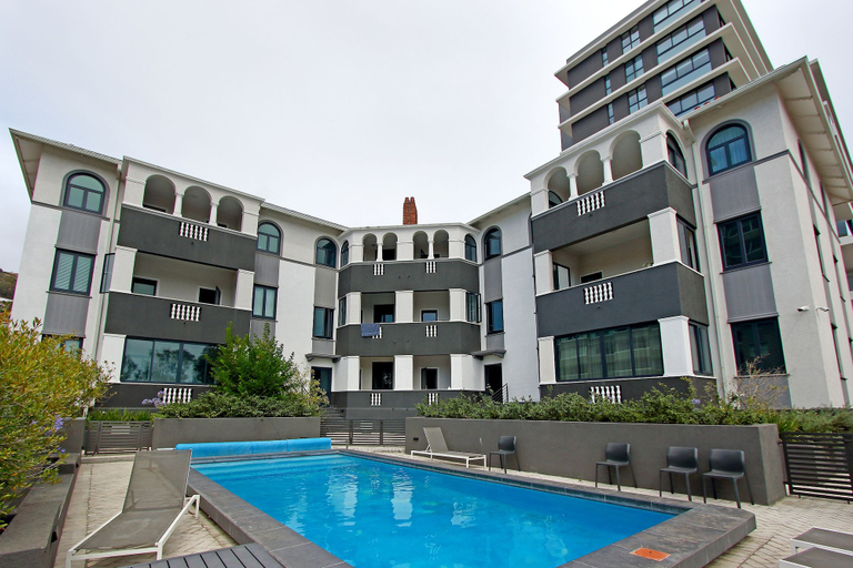 Sport & Beauty, Warwick Mansions 7, City of Cape Town