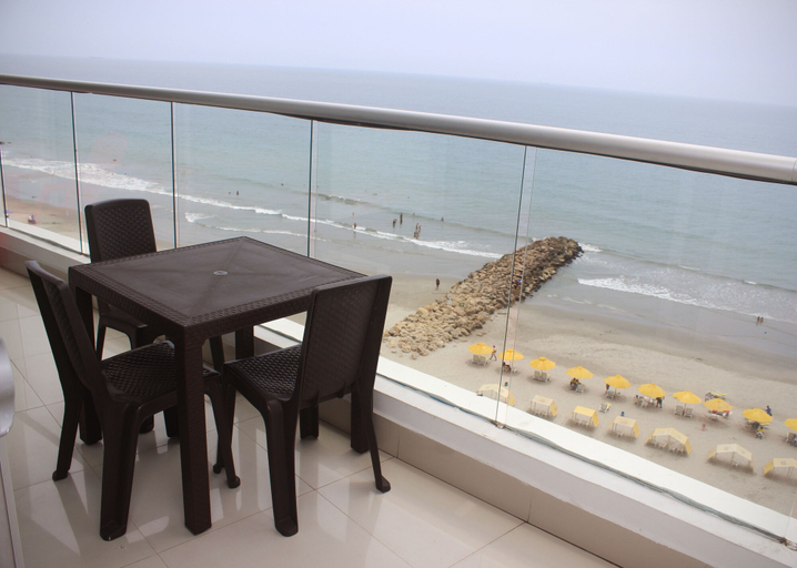 Others 5, Palmetto Eliptic 1002, Cartagena de Indias