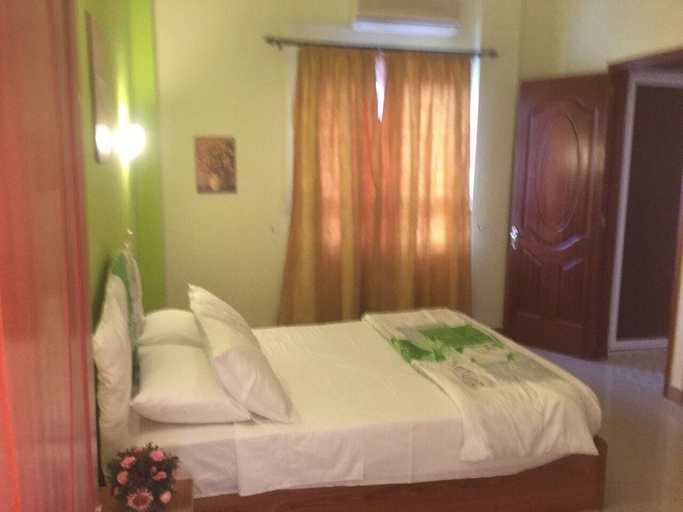 Bedroom 2, Sun & Earth Villa