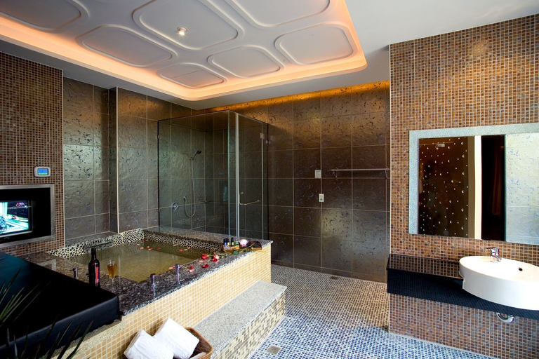 Bathroom 3, Chateau Motel & Spa - Qiaotou, Kaohsiung