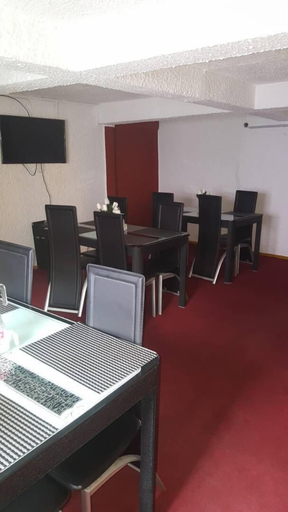 Food & Drinks 5, Hotel President, Accra