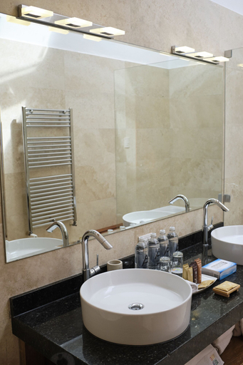 Bathroom 5, Tocuyeros Boutique Hotel, Cusco