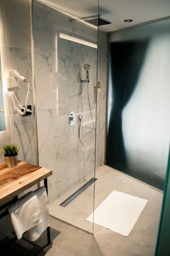 Bathroom 4, Nomad Luxury Suites, Belgrade