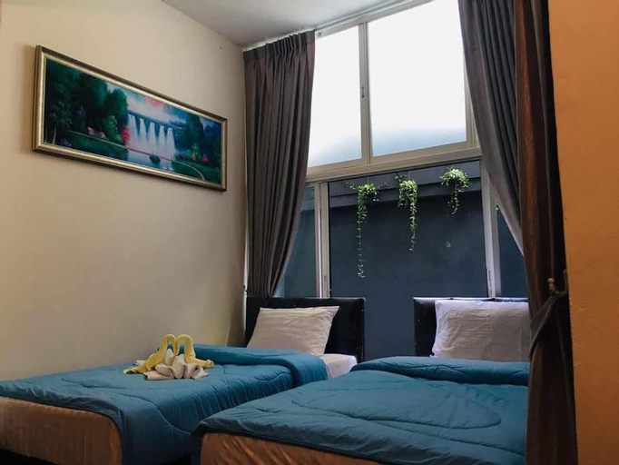 Bedroom 26