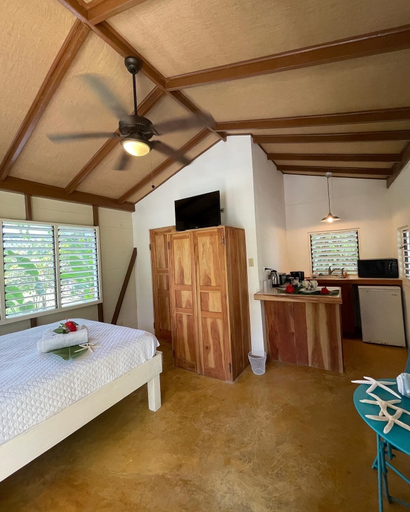Bedroom 2, Bak A Yaad