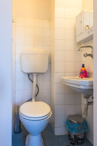 Bathroom 4, Super Paradise Apartments, Attica