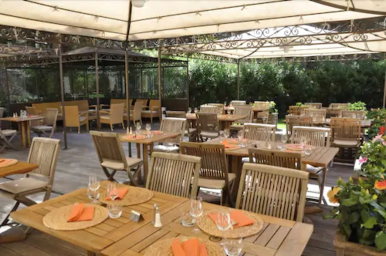 Food & Drinks 5, Hotel Omega, Alpes-Maritimes