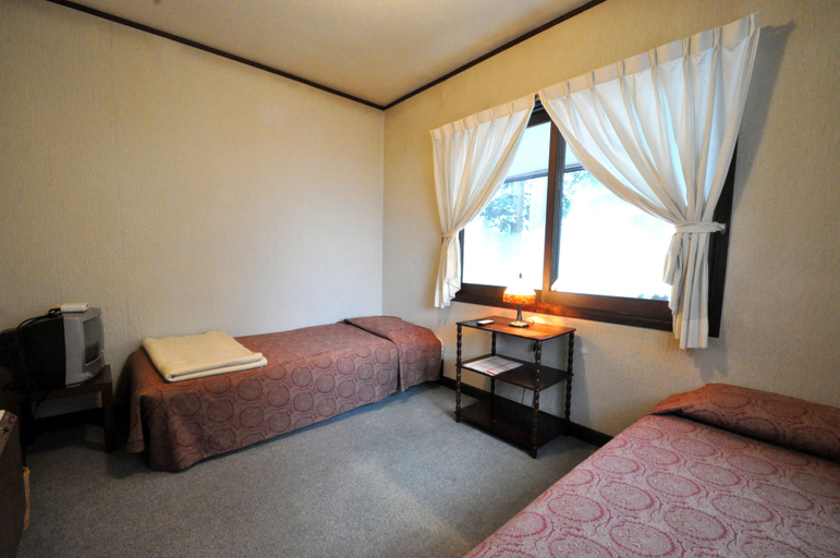 Bedroom 4, Pension Risuno Koya, Hakuba