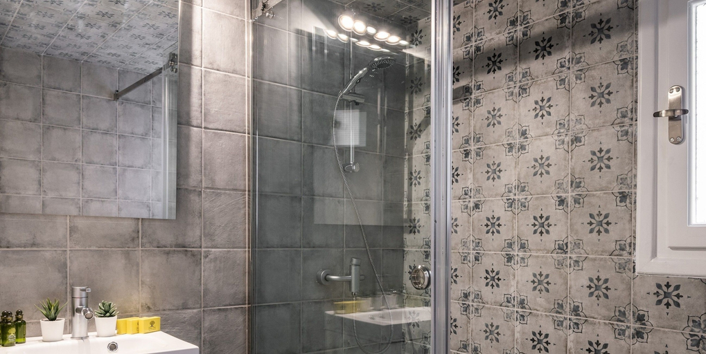 Bathroom 4, Nemeseos 82m² homm Apartment with Roof Garden and Pool, Attica
