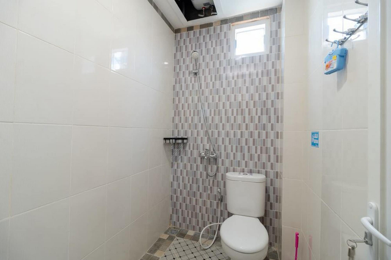Bathroom 3, RedDoorz Syariah @ Panglima Polem Aceh, Banda Aceh