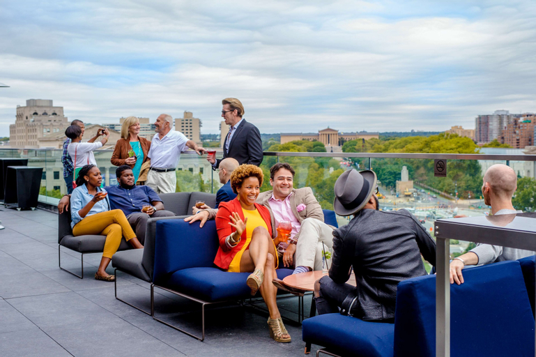 Exterior & Views 18