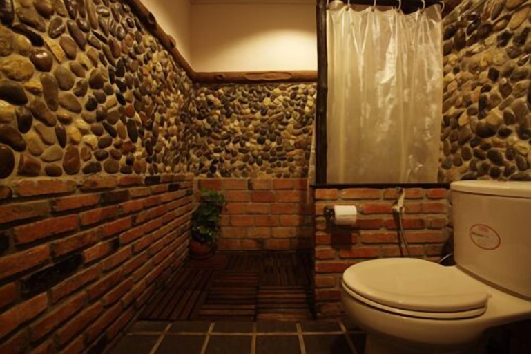 Bathroom 3, Pathu Resort Ranong, Muang Ranong