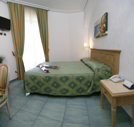 Bedroom 3, Hotel Due Torri, Napoli