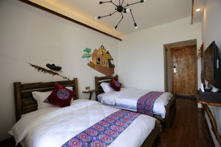 Bedroom 2, Flower House, Zhangjiajie