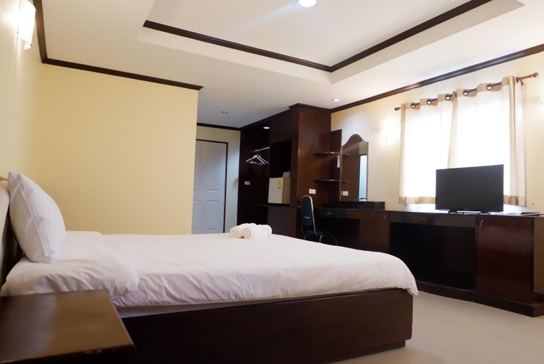 Bedroom 2, Auychai Grand Hotel, Lang Suan
