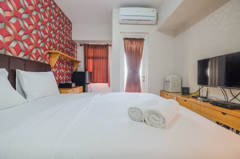 Bedroom 2, Elegant Studio Room The Springlake Summarecon Apartment, Bekasi