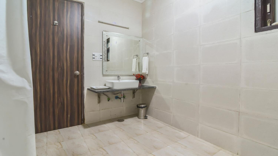 Bathroom 4, Royal Residence Galleria, Gurgaon