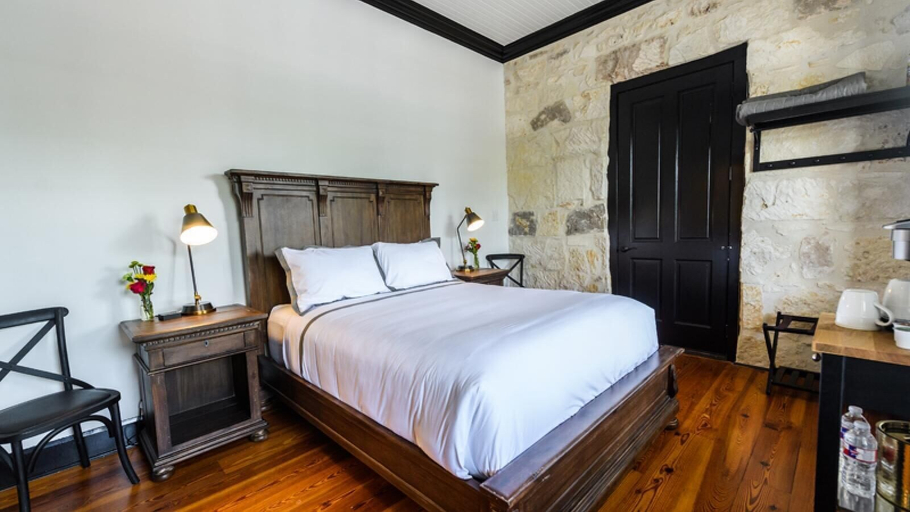Bedroom 3, Hotel Giles, Kendall
