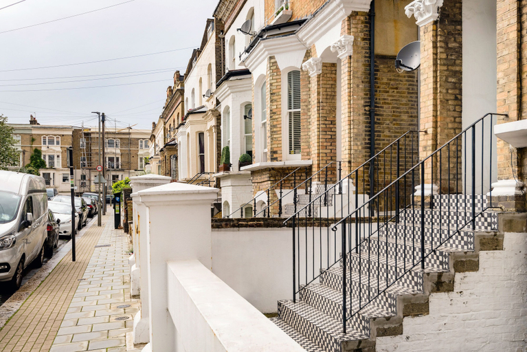 Others 5, Contemporary Clapham Home Near Wandsworth Common, London