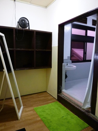 Bedroom 3, Guesthouse Danran, Beppu