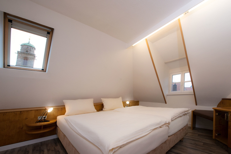 Bedroom 4, Altstadthotel und Restaurant Piazza, Ansbach