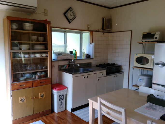 Others 5, Cottage CANAC, Motobu