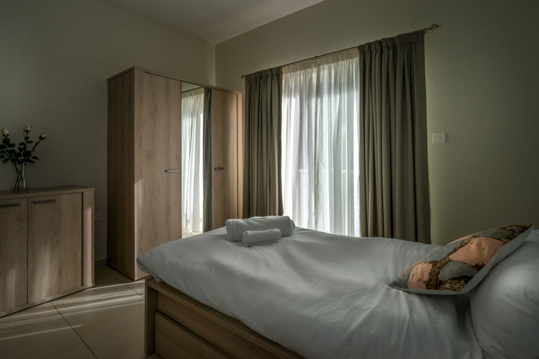Bedroom 2, Consiglia Apartments - Sliema