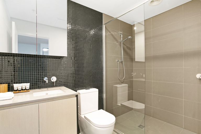 Bathroom 5, Clayton Serviced Apartments, Melbourne