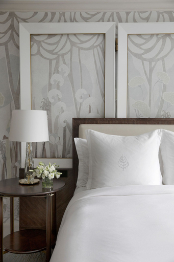 Bedroom 3, Four Seasons Hotel Boston, Boston