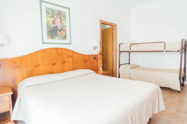 Bedroom 2, Hotel B&B Country Club Sport, Teramo