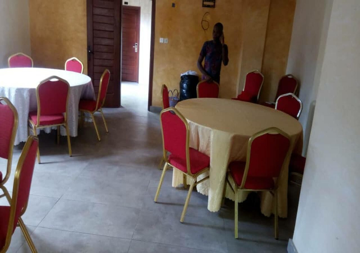 Food & Drinks 5, Hôtel Saint Louis, Cotonou