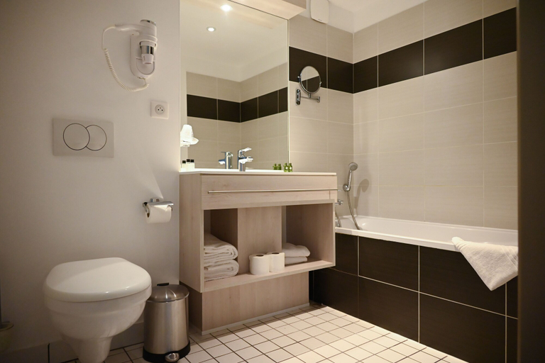 Bathroom 3, Hôtel Les Muses, Haute-Savoie