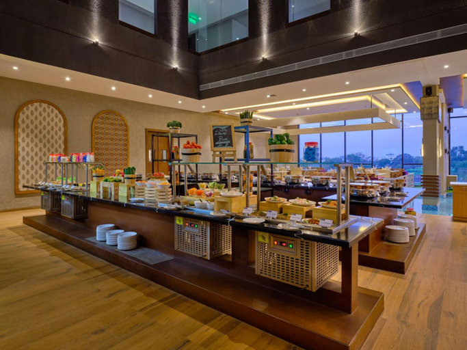 Food & Drinks 5, Essentia Luxury Hotel Indore, Indore
