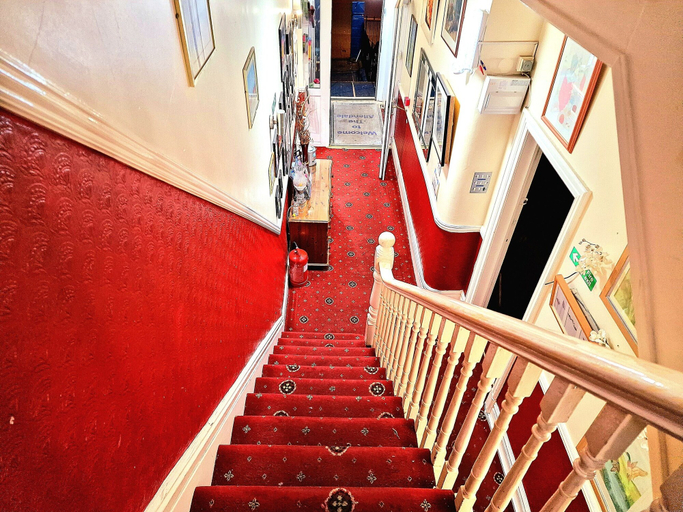Others 5, Sleep Well Hotel, Blackpool