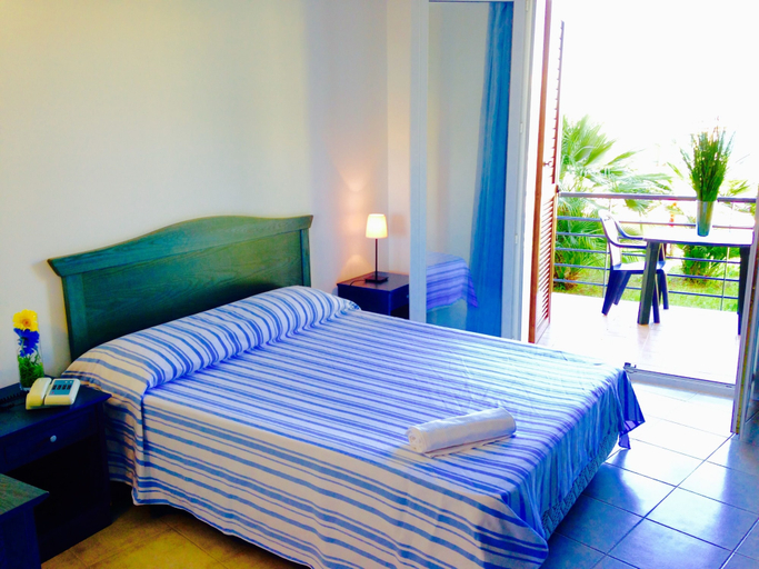 Bedroom 2, Meta Hotel Residence, Matera